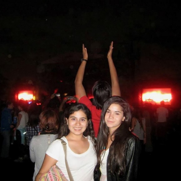 Meet your Posher, Aranza - Picture 1 of 1